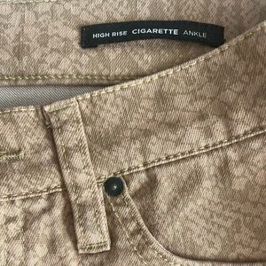 Tan Snake Print BDG Hi Rise Cigarette Ankle Jeans Size 28 NWOT